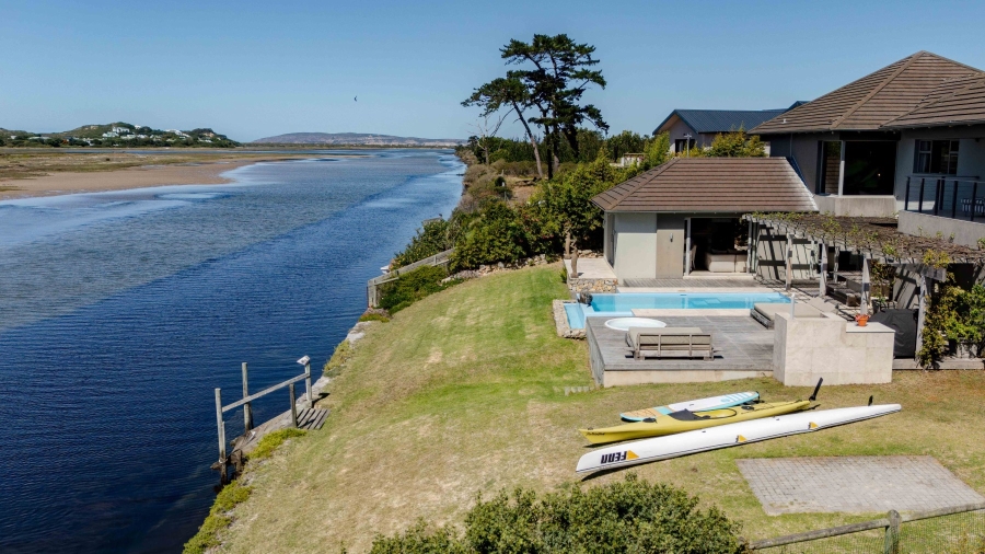 5 Bedroom Property for Sale in Keurbooms River Western Cape